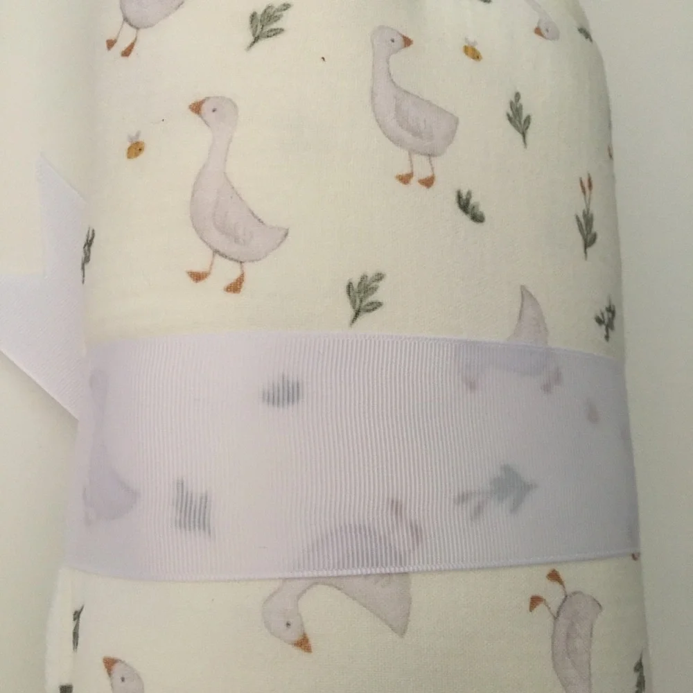 Baby Blanket Muslin Fleece Soft Lining White Goose Theme NEW | Bonbini